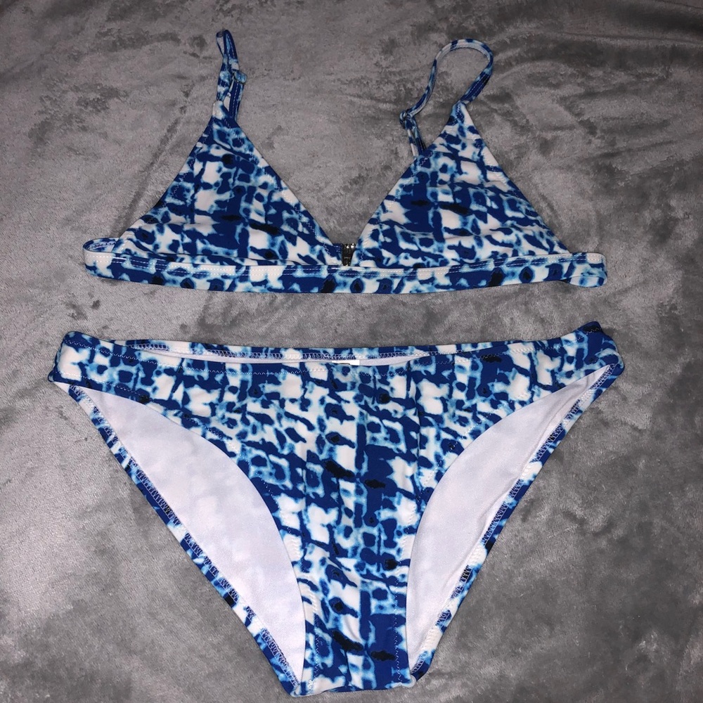 Blue bikini 2 piece !